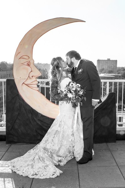 wedding-under-the-moonlight