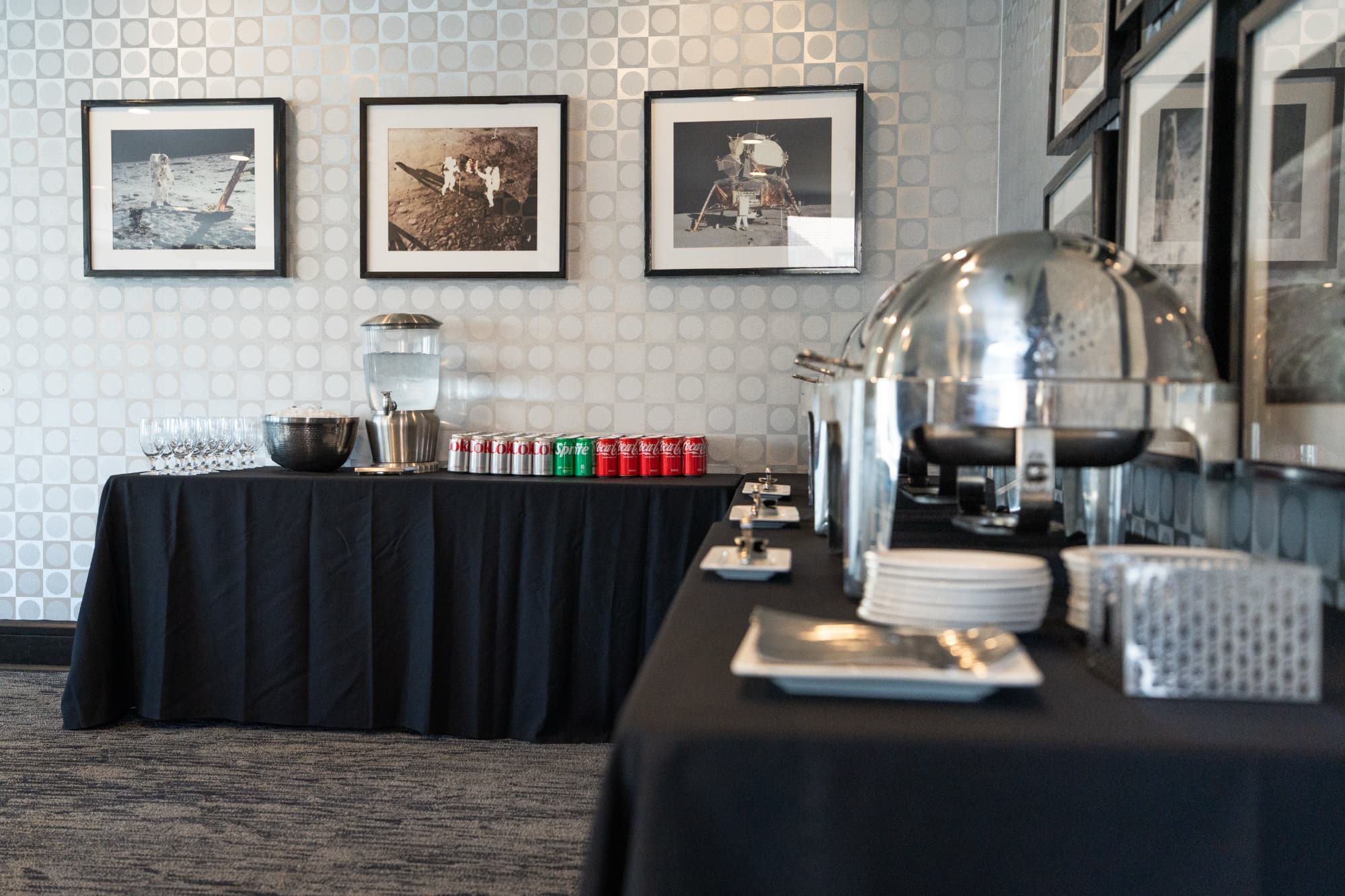catering food and drinks Catering hot serving containers and a spread of various beverages.